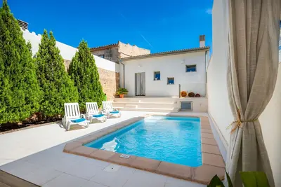 Image de Villa 'Mallorquins' avec piscine privée, Wi-Fi et climatisation