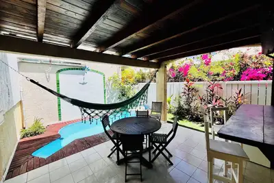 Image de Petite maison du golf St Francois, piscine privée