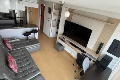 Image de Beautiful Furnished Apartment 15 Minutes from the Airport - Total Comfort!