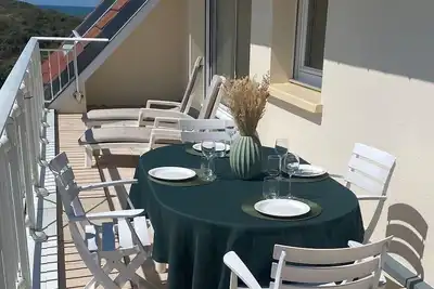 Image de Appartement lumineux avec balcon au soleil