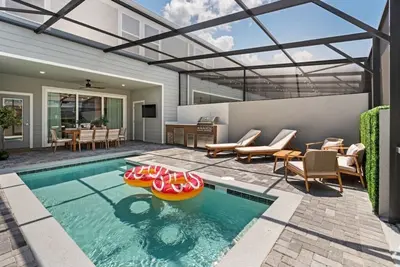 Image de Themed Villa w/ Pool & Games | Near Disney (1189)