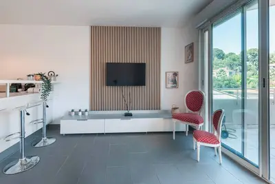 Image de Le Bagnols - Appartement 2 ch parking et piscine