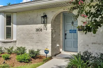 Image de Nod to Nola: Enjoyable 3-bedroom house with Big Easy Twist in Metairie