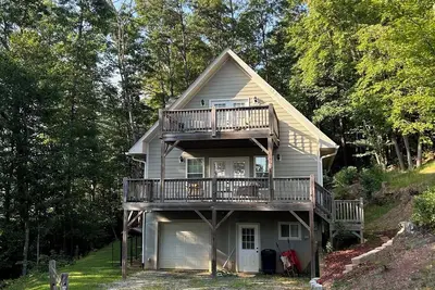 Image de Charming 3-bedroom house in Etowah with breathtaking mountain views.