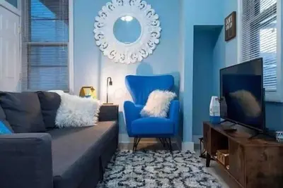 Image de Free Parking - Convention - Short North - Free Parking - Queen Bed
