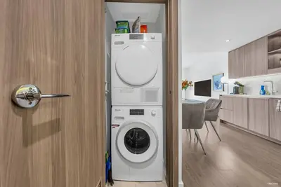 Image de cozy 1 bedroom condo with 2 beds