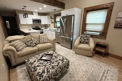 Image de Cozy shop apartment with Ac in charming Castle Rock, Wa off the beaten path