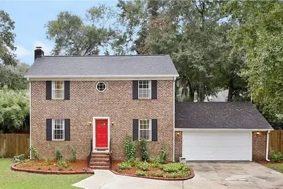 Image de Coastal Comfort on Wilmington Island – Minutes to Beach & Downtown