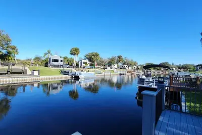 Image de Dockside Dreams Waterfront Rv Lot River Ranch! 433