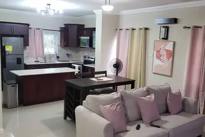 Image de Aj's Hidden Treasure -gated with pool in Ocho Rios