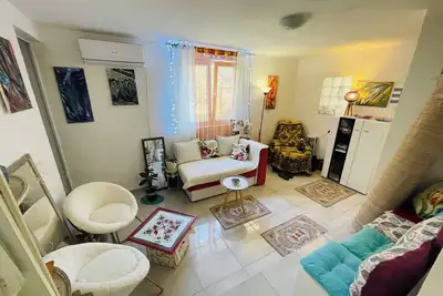Image de Laniakea petit appartement dans une maison partagée