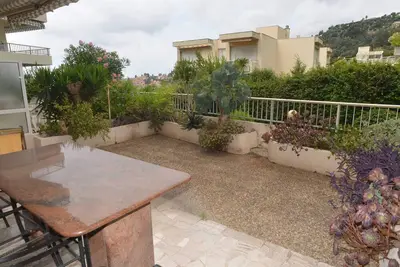 Image de Spacieux 3 pièces avec grande terrasse au calme à Menton