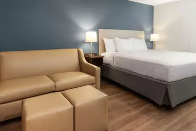 Image de Pet-Friendly Studio Close to Nasa w/ Easy Metro Access to Downtown Dc - 2 Units