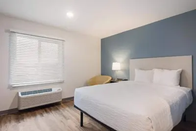Image de Relax & Recharge in 2 Queen Room, Full Kitchen & Free Parking Near Downtown