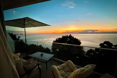 Image de Vip beachfront complex apartment with pool, gym by Batumi botanical garden