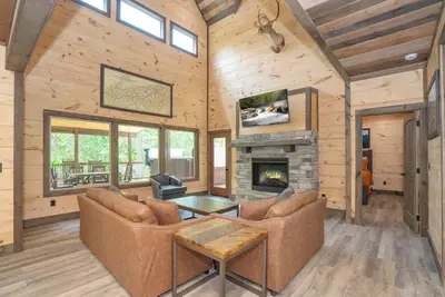Image de Bluff Ridge Retreat: Spa Pool, Theater, Game Room, Hot Tub, Wifi