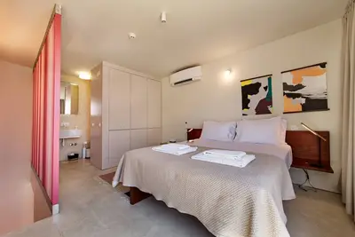 Image de Touche Contemporaine dans un Palais Algarvien