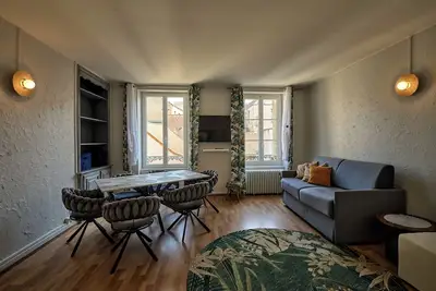 Image de Appartement spacieux  100m²+ parking coeur centre ville
