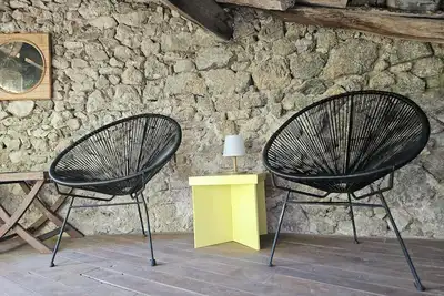 Image de Maison de campagne Cévenole, idéale amoureux de la nature et de la randonnée.