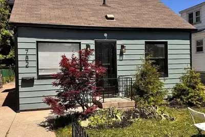 Image de Convenient Family Home in Remington Park
