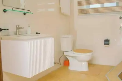 Image de Luxury in East Legon-4bed All-Ensuite with pool