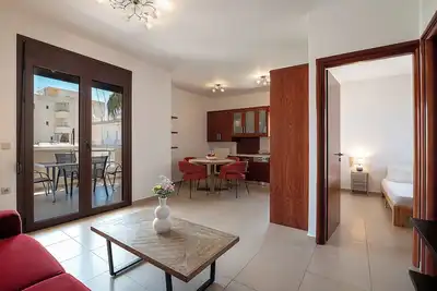 Image de Modern flat in Chania, Crete - 5 min from the beach, 10 min from the old town!