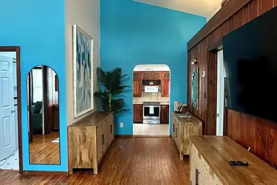 Image de Cypress Cottage - Family Friendly, Walkable to Siesta Key Village and Beaches!