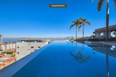Image de Luxurious 1br Condo in Zona Romantica - Pool