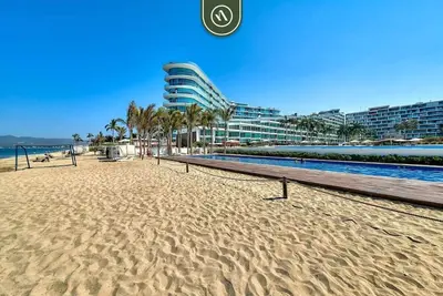 Image de Oceanfront 2br Condo -Private Balcony - Beach