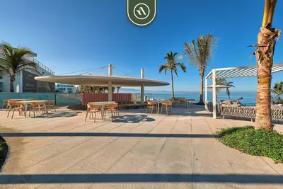 Image de Stunning Oceanview Two Story Condo - Beach - Gym