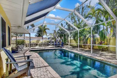 Image de Tropical Escape | Pool | Game Room | Near Beach