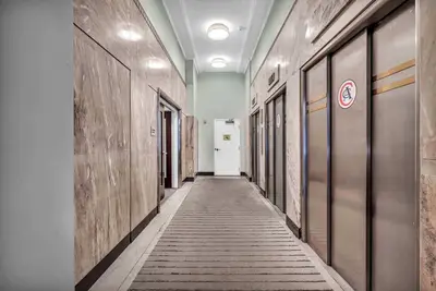 Image de Luxe Flat w/ Heated Pool & Sauna • Gym•Heart of Dt