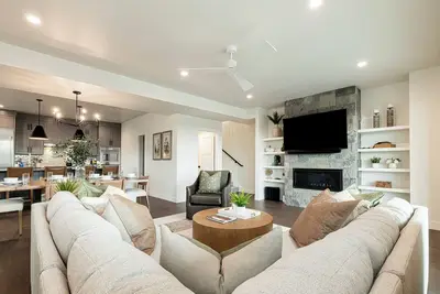 Image de Deer Valley East Retreat | Ski, Hike & Lake Within Reach