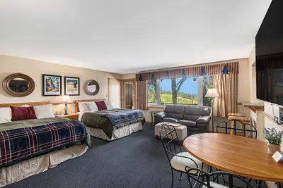 Image de Otsego Ski and Golf Resort Condo