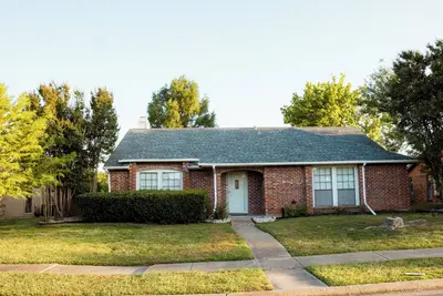 Image de \"The Cooper Nest\" Home Away from Home!