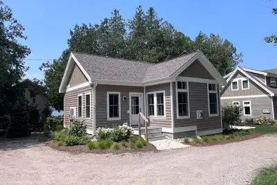 Image de Pine Cottage Big Glen Lake Private Access