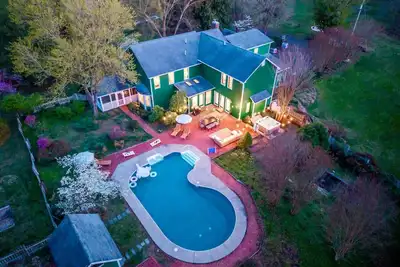 Image de New l Near Shenandoah~Pool~Hot Tub~Fire Pit~10Acre