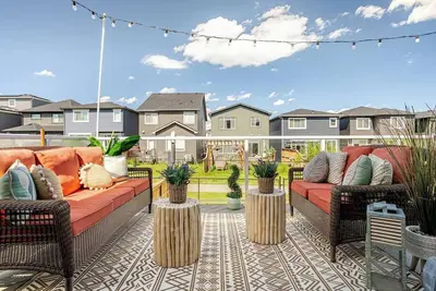 Image de Victorian Gem – Banff & Spruce Meadows Nearby!