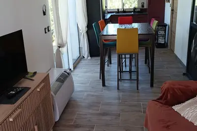 Image de Maison neuve 2 pièces dans annexe propriété en Provence verte