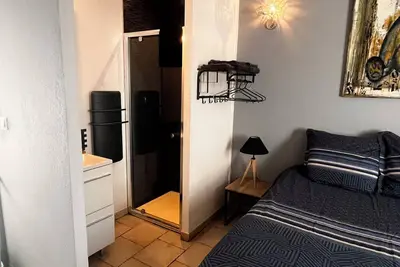 Image de Entre mer et forêts, maisonnette entièrement équipée - jardin- animaux ok!