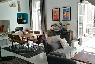 Image de Joli Duplex 3 chambres \n, en plein cœur de Sète entre Les Halles et le canal.