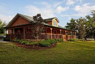 Image de Ideal Condo in River Ranch • Across from the water park and near the rodeo