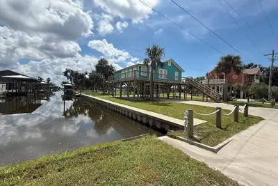 Image de Tranquil 3-bedroom house on Canal in Horseshoe Beach.