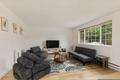 Image de Relaxing Lynnwood Getaway w/ Parking