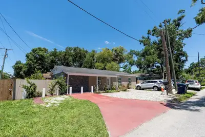 Image de Spacious Home in CentralTampa near all attractions