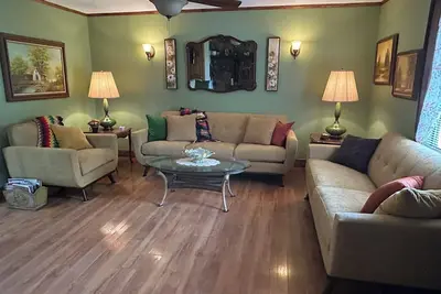 Image de Snowbirds Welcome! Close to Beaches @ Perdido Key! Family Friendly Great Kitchen