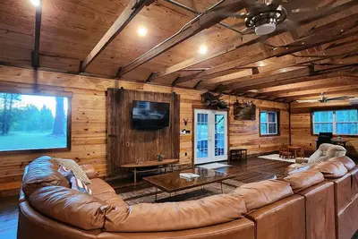 Image de Burnt Pine Ranch- Springs Retreat