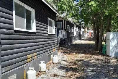 Image de Elm- 2 Bdr Cabin