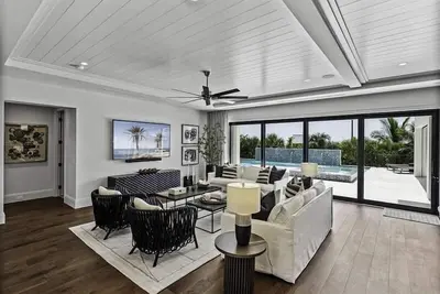Image de 854 Grand Pass - Hill Tide - Sleeps 8 - Elevator