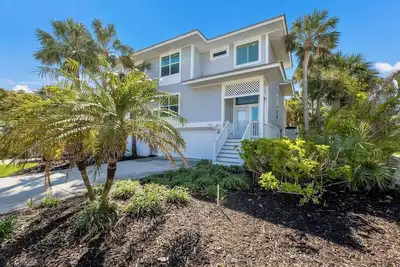 Image de Luxury at Boca Bay B-799 Beach View 3-bedroom, 3-bath townhome in beautiful Boca Grande